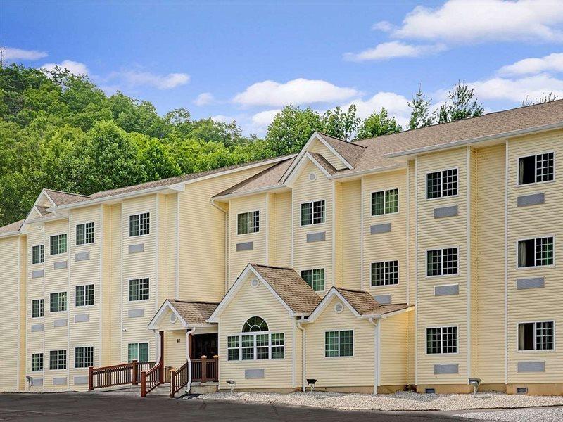Microtel Inn & Suites By Wyndham Bryson City Kültér fotó
